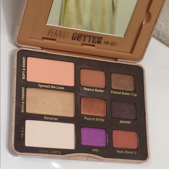 Peanut Butter and Jelly Eye shadow palette - Picture 3 of 3